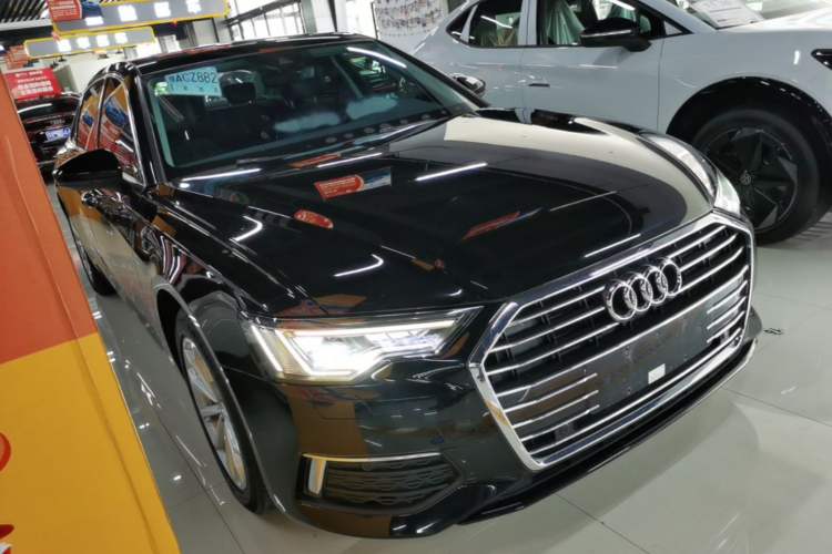 Used Audi A6L 2019 40 TFSI Luxury Prestige Edition Front Right 45 Deg