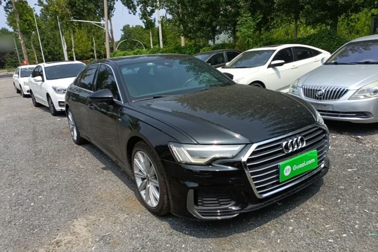 Used Audi A6L 2019 40 TFSI Luxury Dynamic Model Front Right 45 Deg