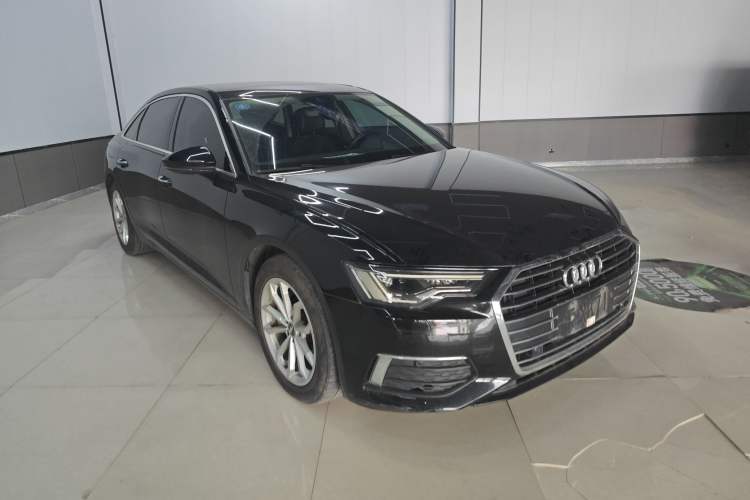 Used Audi A6L 2019 40 TFSI Luxury Prestige Edition Front Right 45 Deg