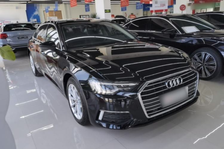 Used Audi A6L 2019 40 TFSI Luxury Prestige Edition Front Right 45 Deg