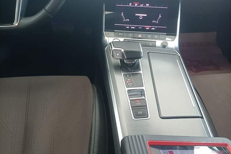Used Audi A6L 2019 40 TFSI Luxury Dynamic Model Gear Lever