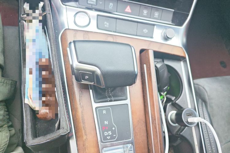 Used Audi A6L 2019 45 TFSI Prestige Dynamic Edition Gear Lever