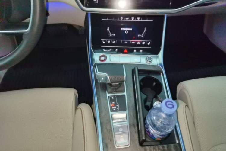 Used Audi A6L 2019 55 TFSI quattro Prestige Edition Gear Lever
