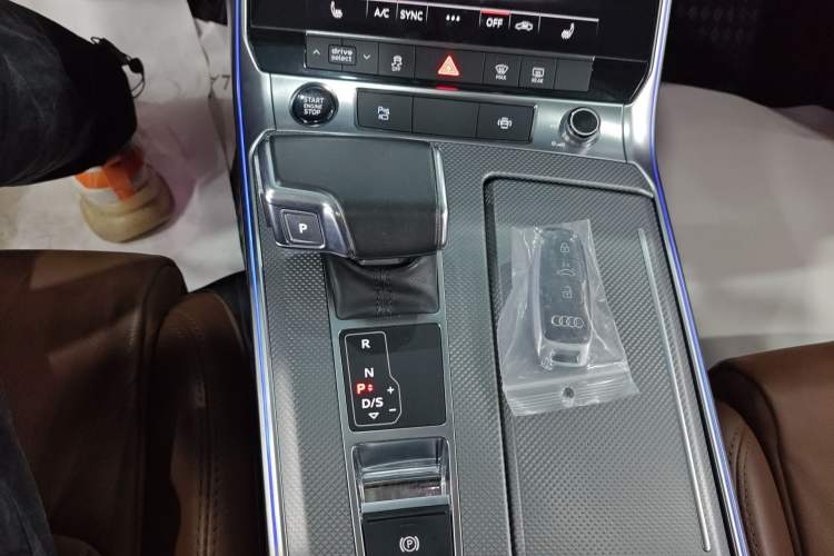 Used Audi A6L 2019 45 TFSI Prestige Dynamic Edition Gear Lever