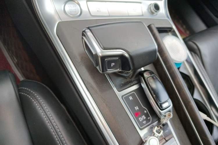 Used Audi A6L 2019 45 TFSI quattro Prestige Edition Gear Lever