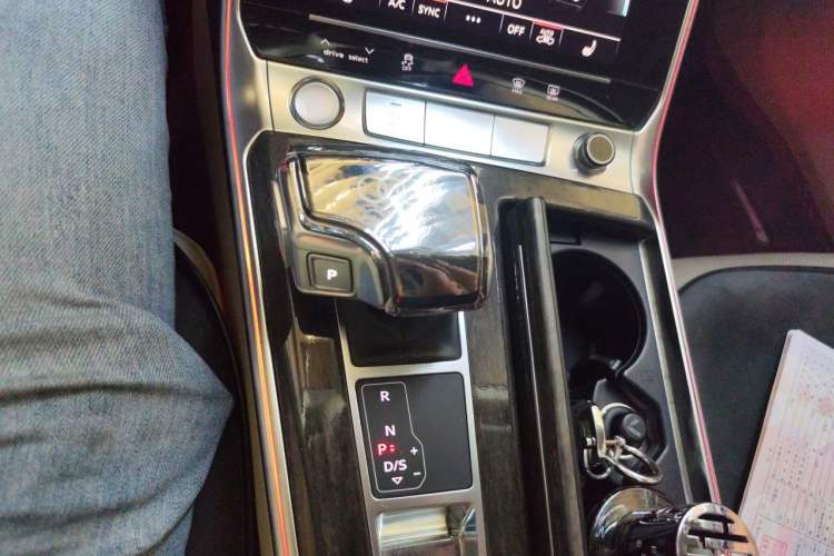 Used Audi A6L 2019 55 TFSI quattro Prestige Edition Gear Lever