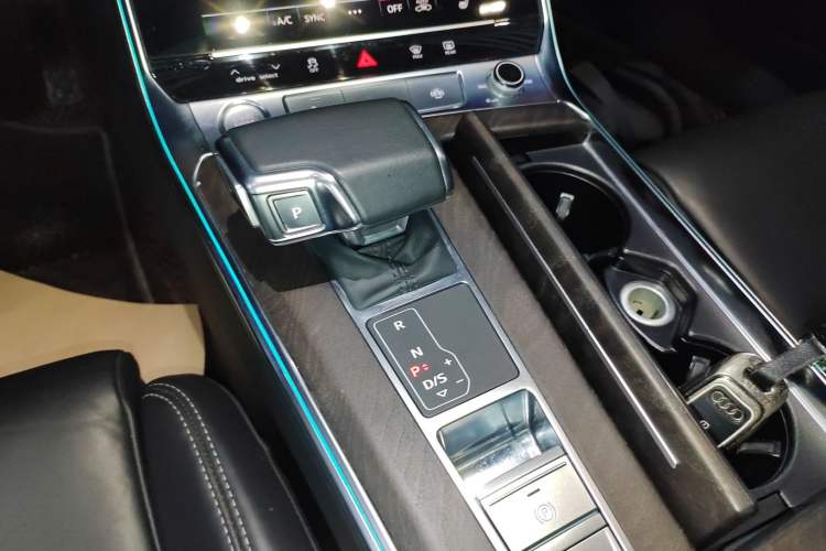 Used Audi A6L 2019 45 TFSI quattro Prestige Edition Gear Lever