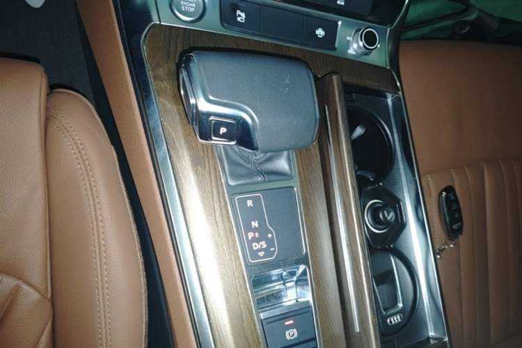 Used Audi A6L 2019 45 TFSI Prestige Elegant Edition Gear Lever