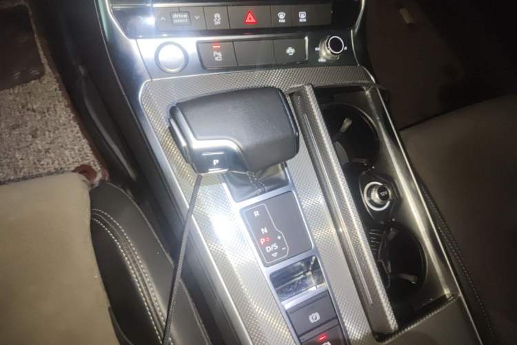 Used Audi A6L 2019 45 TFSI Prestige Elegant Edition Gear Lever
