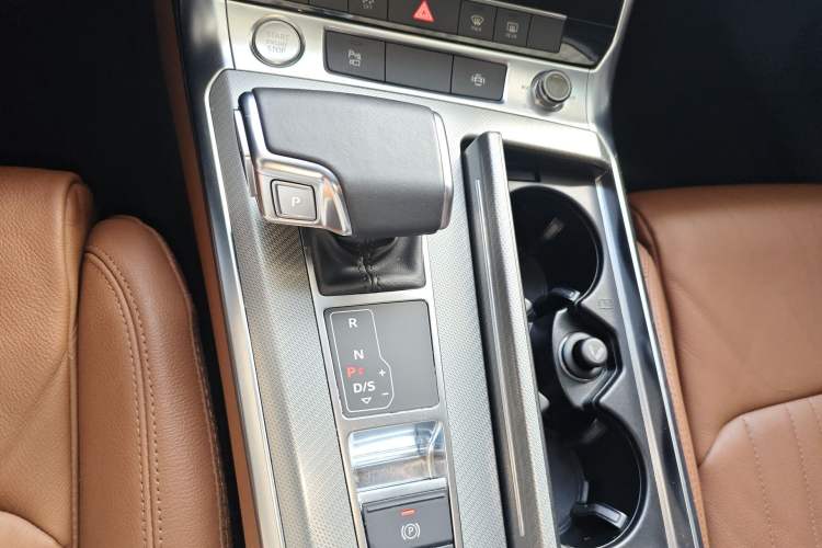 Used Audi A6L 2019 40 TFSI Luxury Prestige Edition Gear Lever