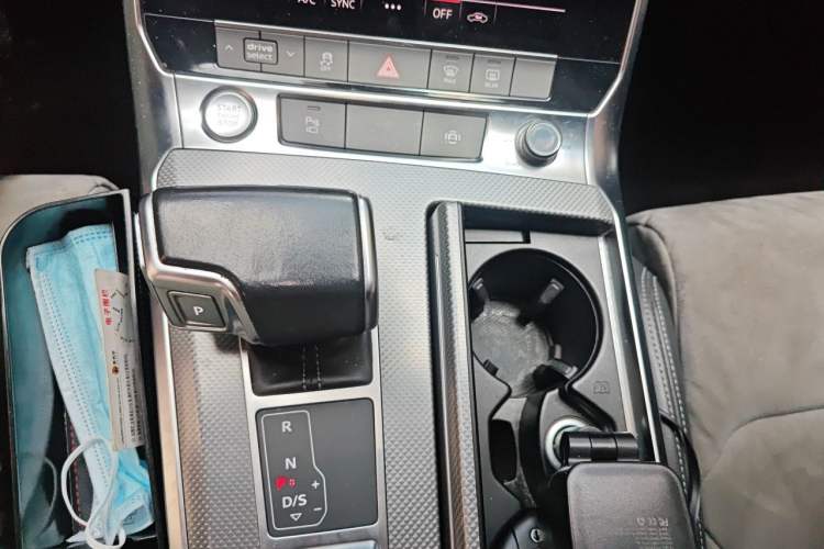 Used Audi A6L 2019 45 TFSI Prestige Dynamic Edition Gear Lever