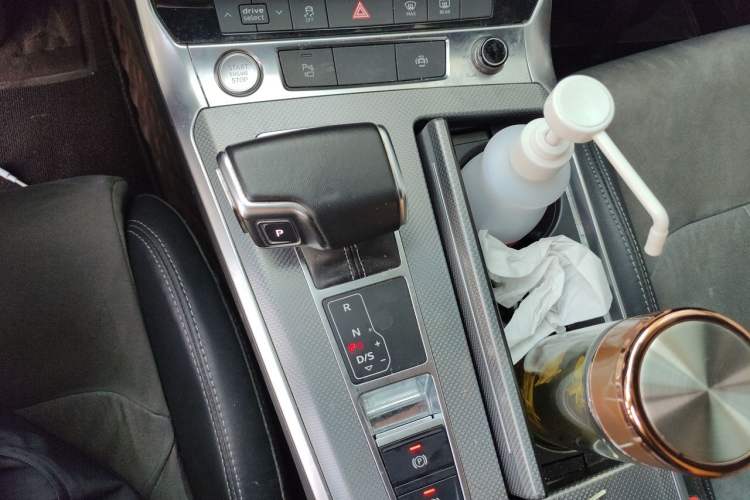 Used Audi A6L 2019 45 TFSI quattro Prestige Dynamic Edition Gear Lever