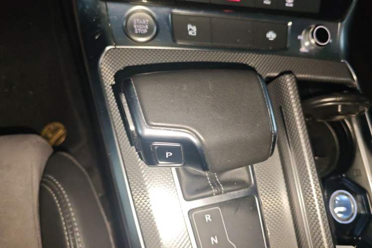 Used Audi A6L 2019 45 TFSI Prestige Dynamic Edition Gear Lever