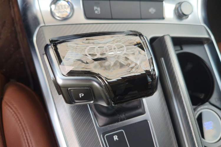 Used Audi A6L 2019 40 TFSI Luxury Prestige Edition Gear Lever