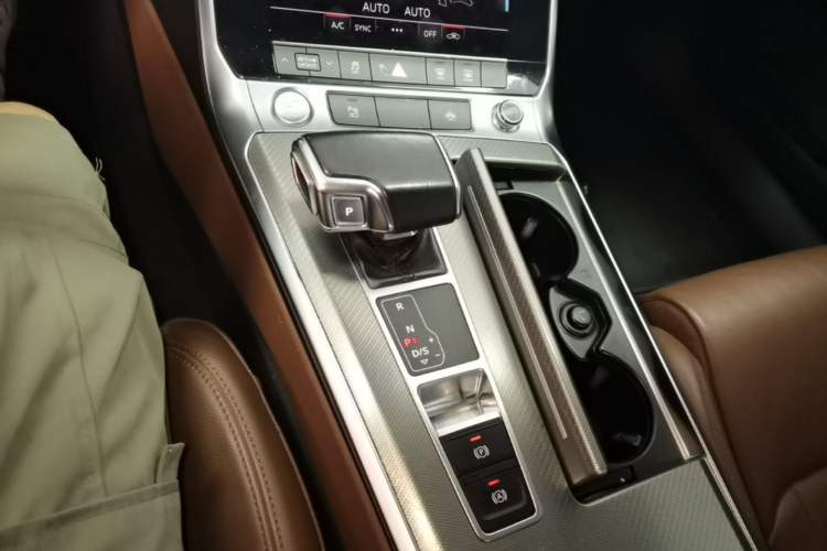 Used Audi A6L 2019 40 TFSI Luxury Prestige Edition Gear Lever