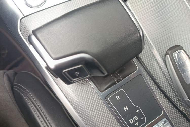 Used Audi A6L 2019 40 TFSI Luxury Prestige Edition Gear Lever