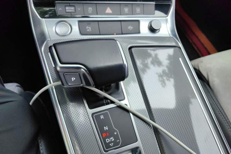 Used Audi A6L 2019 45 TFSI quattro Prestige Dynamic Edition Gear Lever