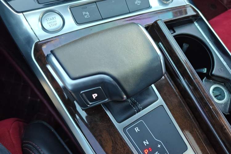 Used Audi A6L 2019 45 TFSI Prestige Dynamic Edition Gear Lever