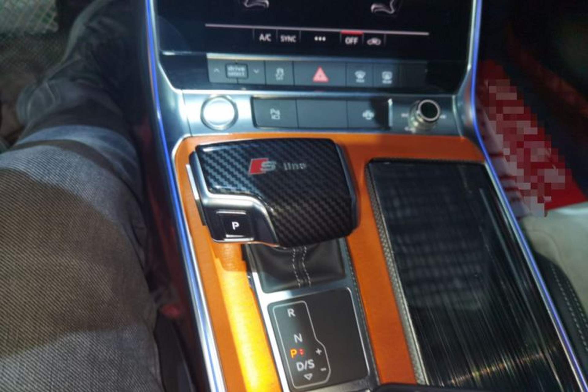 Used Audi A6L 2019 40 TFSI Luxury Dynamic Model Gear Lever