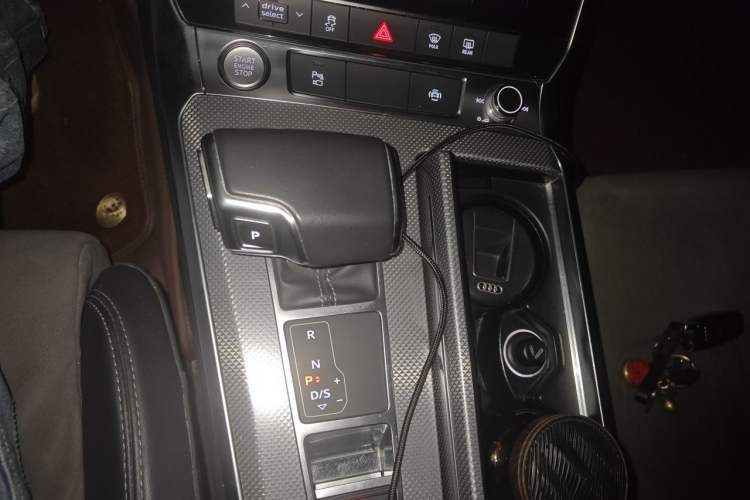 Used Audi A6L 2019 45 TFSI Prestige Dynamic Edition Gear Lever