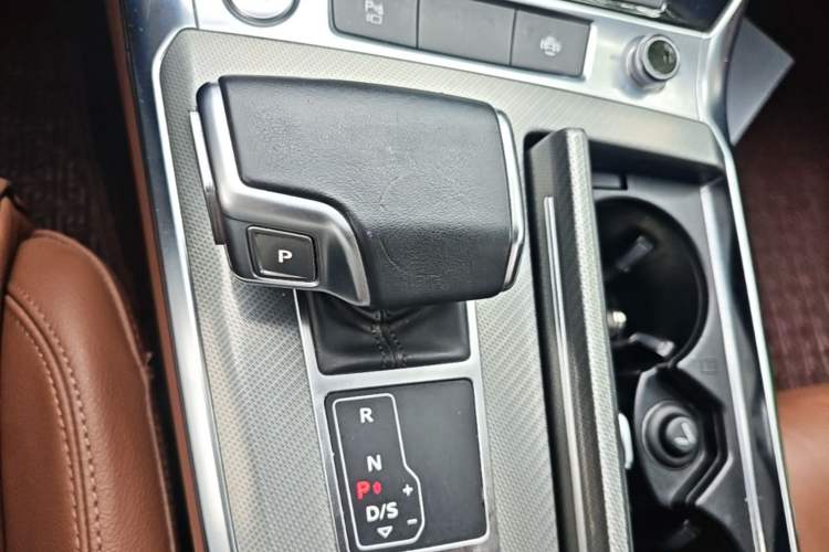 Used Audi A6L 2019 40 TFSI Luxury Prestige Edition Gear Lever