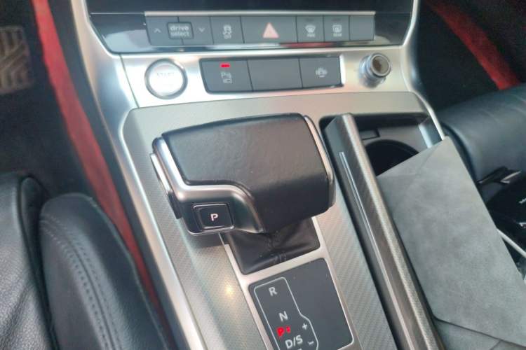 Used Audi A6L 2019 40 TFSI Luxury Prestige Edition Gear Lever