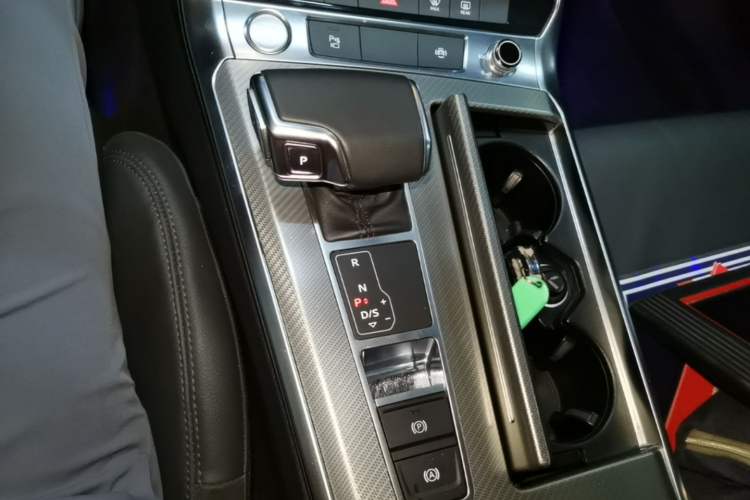 Used Audi A6L 2019 40 TFSI Luxury Prestige Edition Gear Lever