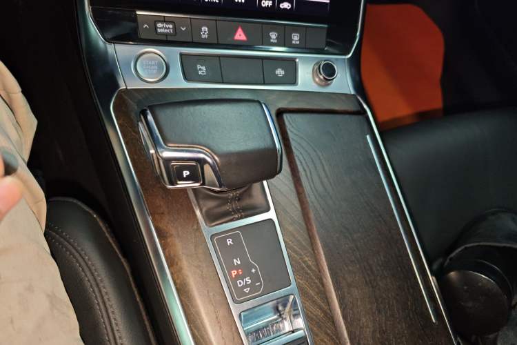 Used Audi A6L 2019 45 TFSI quattro Prestige Elegant Edition Gear Lever