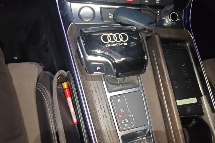 Used Audi A6L 2019 45 TFSI quattro Prestige Dynamic Edition Gear Lever