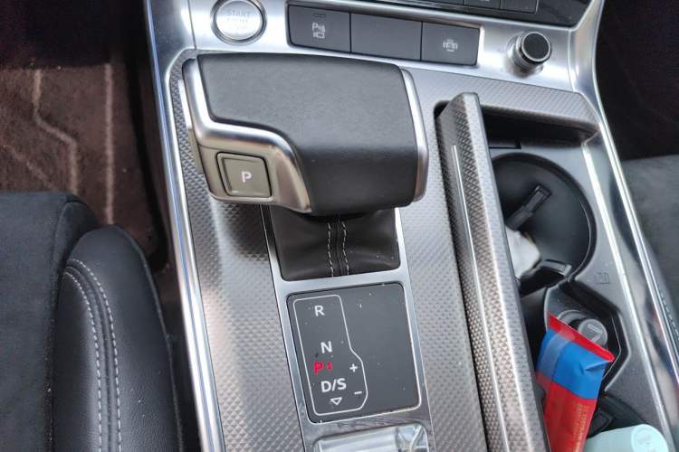 Used Audi A6L 2019 55 TFSI quattro Prestige Dynamic Edition Gear Lever