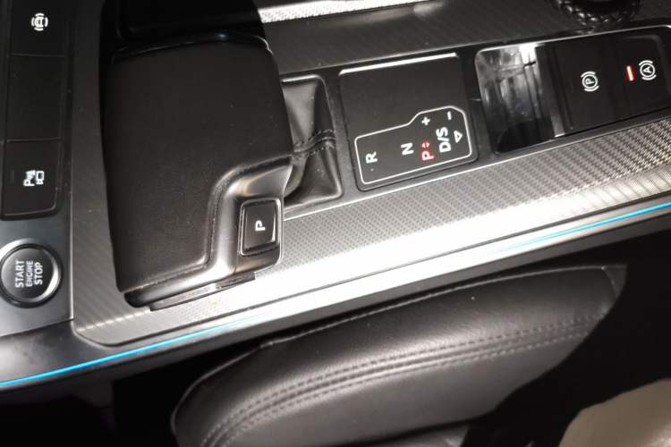 Used Audi A6L 2019 45 TFSI Prestige Elegant Edition Gear Lever