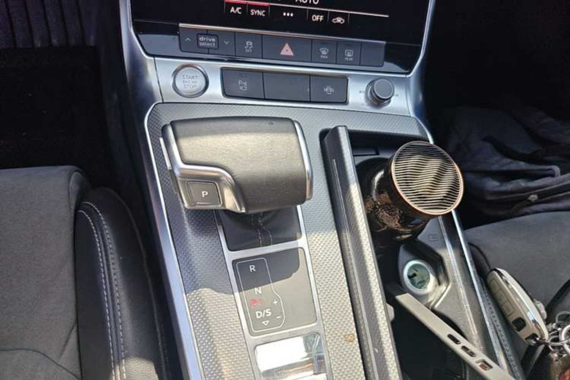 Used Audi A6L 2019 45 TFSI quattro Prestige Dynamic Edition Gear Lever