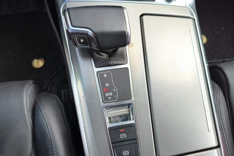 Used Audi A6L 2019 45 TFSI Prestige Elegant Edition Gear Lever