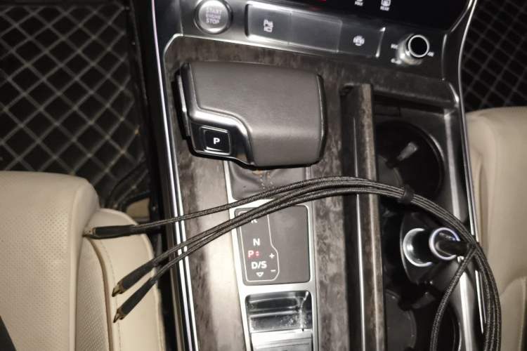 Used Audi A6L 2019 55 TFSI quattro Prestige Edition Gear Lever