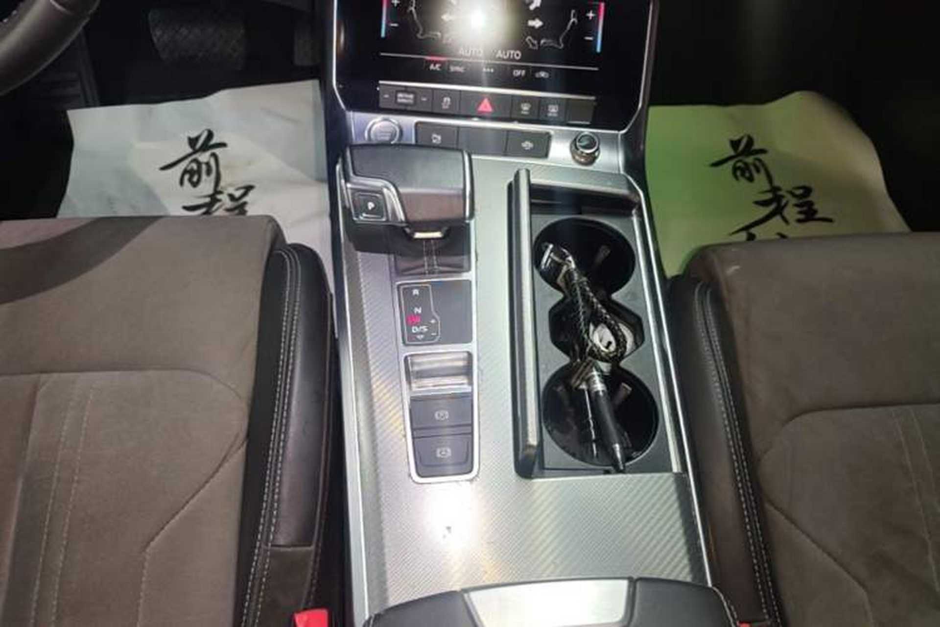 Used Audi A6L 2019 40 TFSI Luxury Dynamic Model Gear Lever