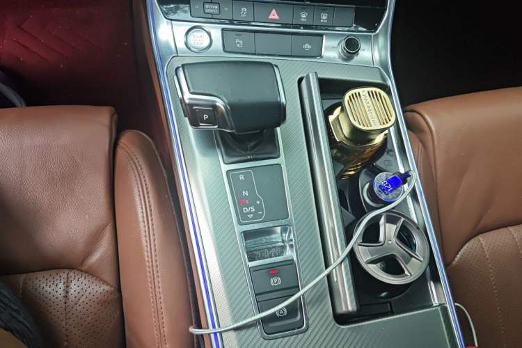 Used Audi A6L 2019 40 TFSI Luxury Prestige Edition Gear Lever
