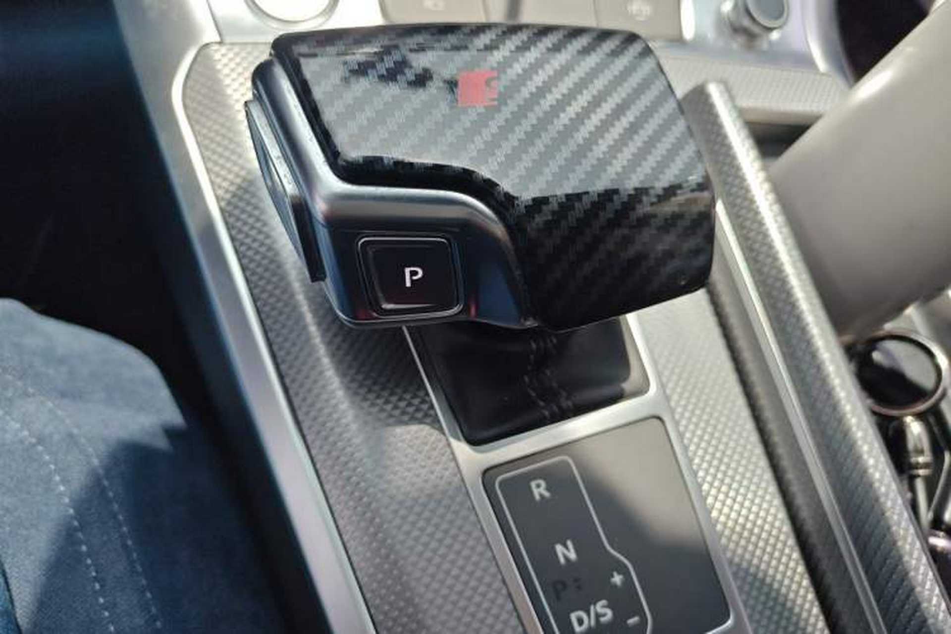Used Audi A6L 2019 40 TFSI Luxury Dynamic Model Gear Lever