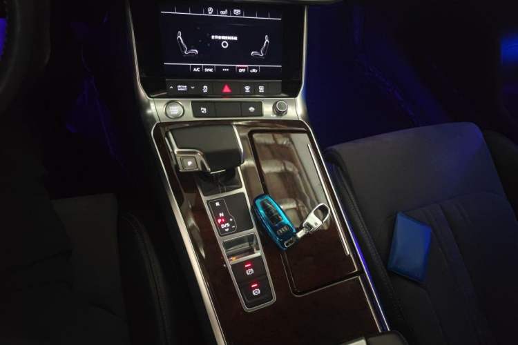 Used Audi A6L 2019 45 TFSI Prestige Dynamic Edition Gear Lever