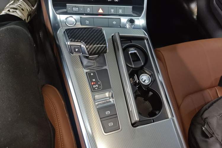 Used Audi A6L 2019 40 TFSI Luxury Prestige Edition Gear Lever