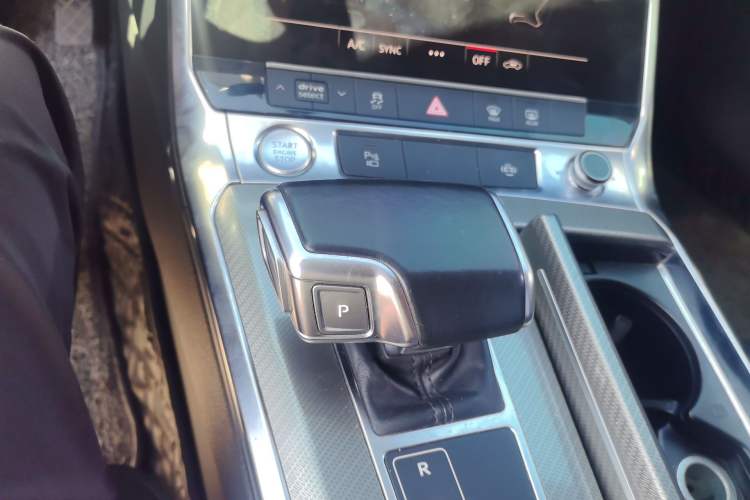 Used Audi A6L 2019 40 TFSI Luxury Prestige Edition Gear Lever