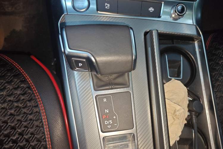 Used Audi A6L 2019 40 TFSI Luxury Prestige Edition Gear Lever