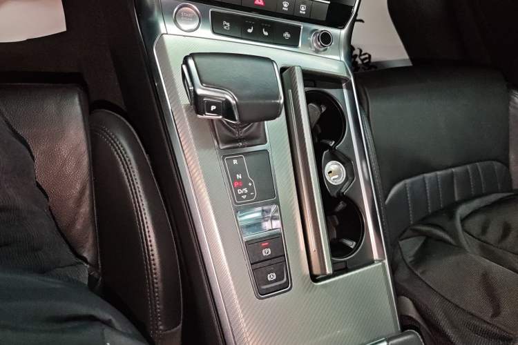 Used Audi A6L 2019 45 TFSI quattro Prestige Elegant Edition Gear Lever