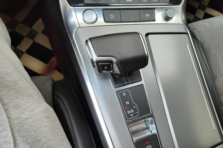 Used Audi A6L 2019 45 TFSI Prestige Dynamic Edition Gear Lever