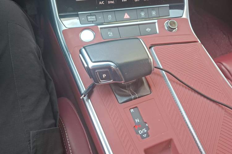 Used Audi A6L 2019 45 TFSI Prestige Dynamic Edition Gear Lever