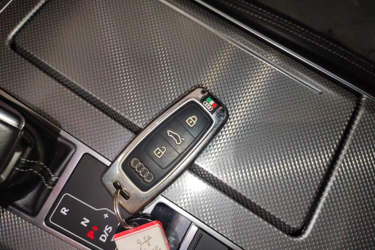 Used Audi A6L 2019 40 TFSI Luxury Dynamic Model Interior 1