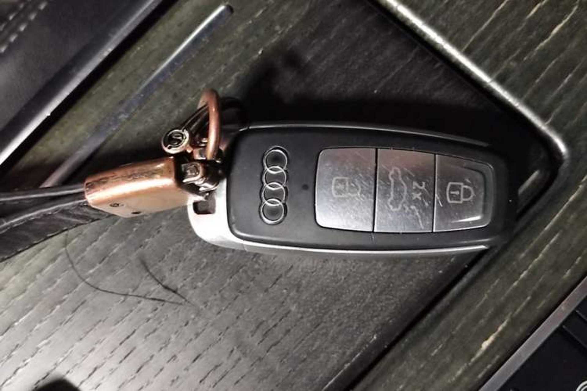Used Audi A6L 2019 40 TFSI Luxury Dynamic Model Interior 1
