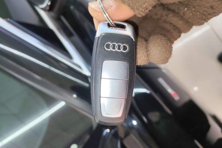 Used Audi A6L 2019 40 TFSI Luxury Dynamic Model Interior 1