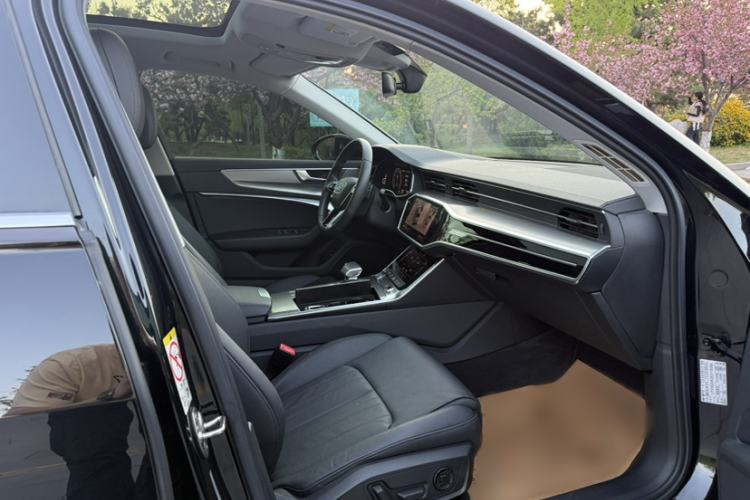 Used Audi A6L 2019 40 TFSI Luxury Prestige Edition Interior 10