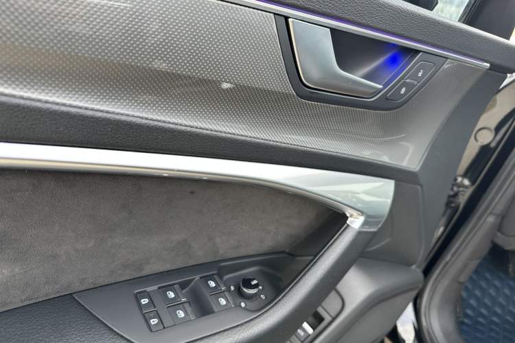 Used Audi A6L 2019 40 TFSI Luxury Dynamic Model Interior 11