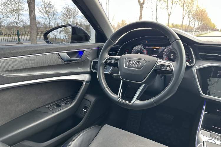 Used Audi A6L 2019 40 TFSI Luxury Dynamic Model Interior 2